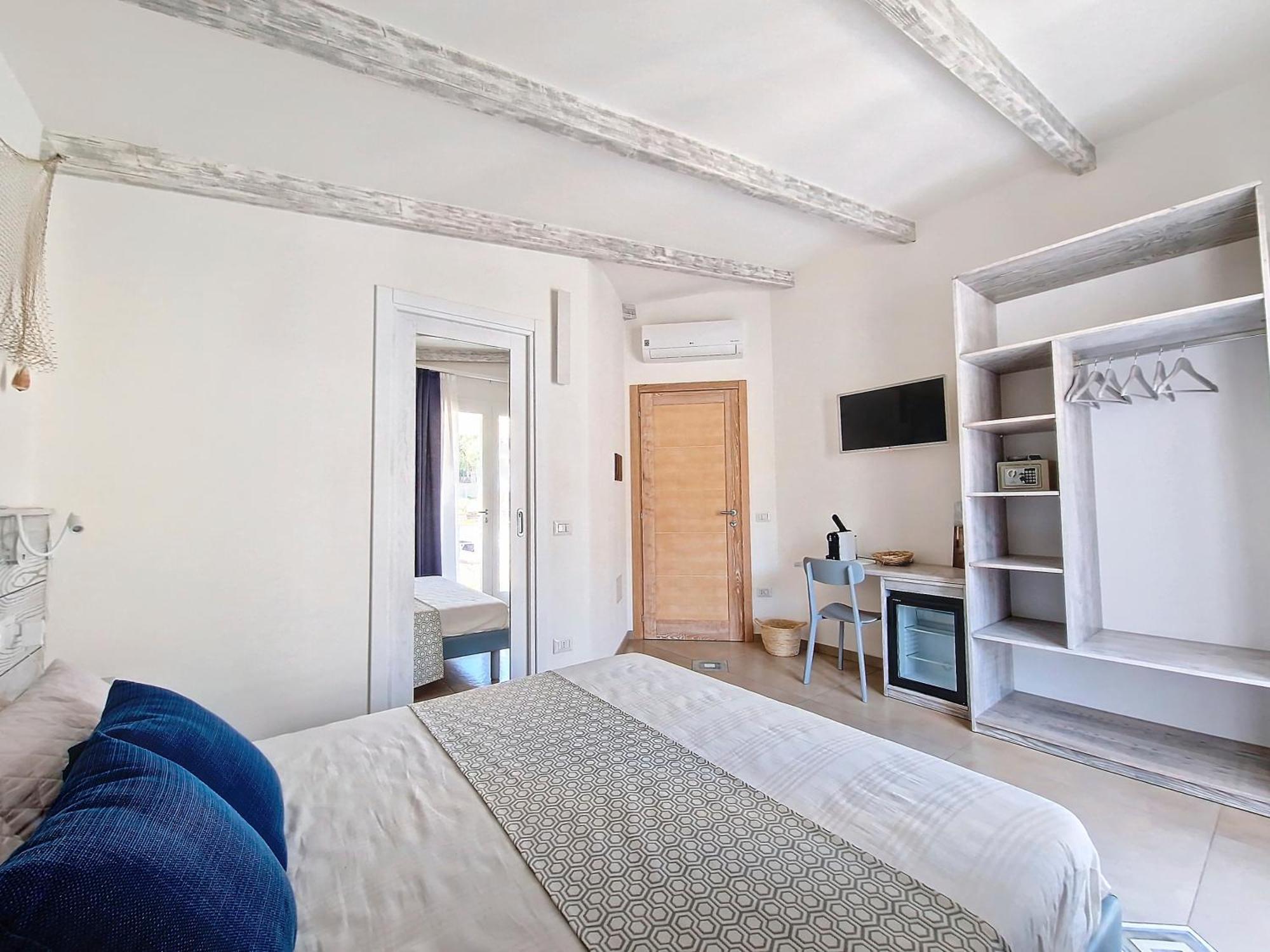 Hotel L'Onda Marina Castelsardo Esterno foto