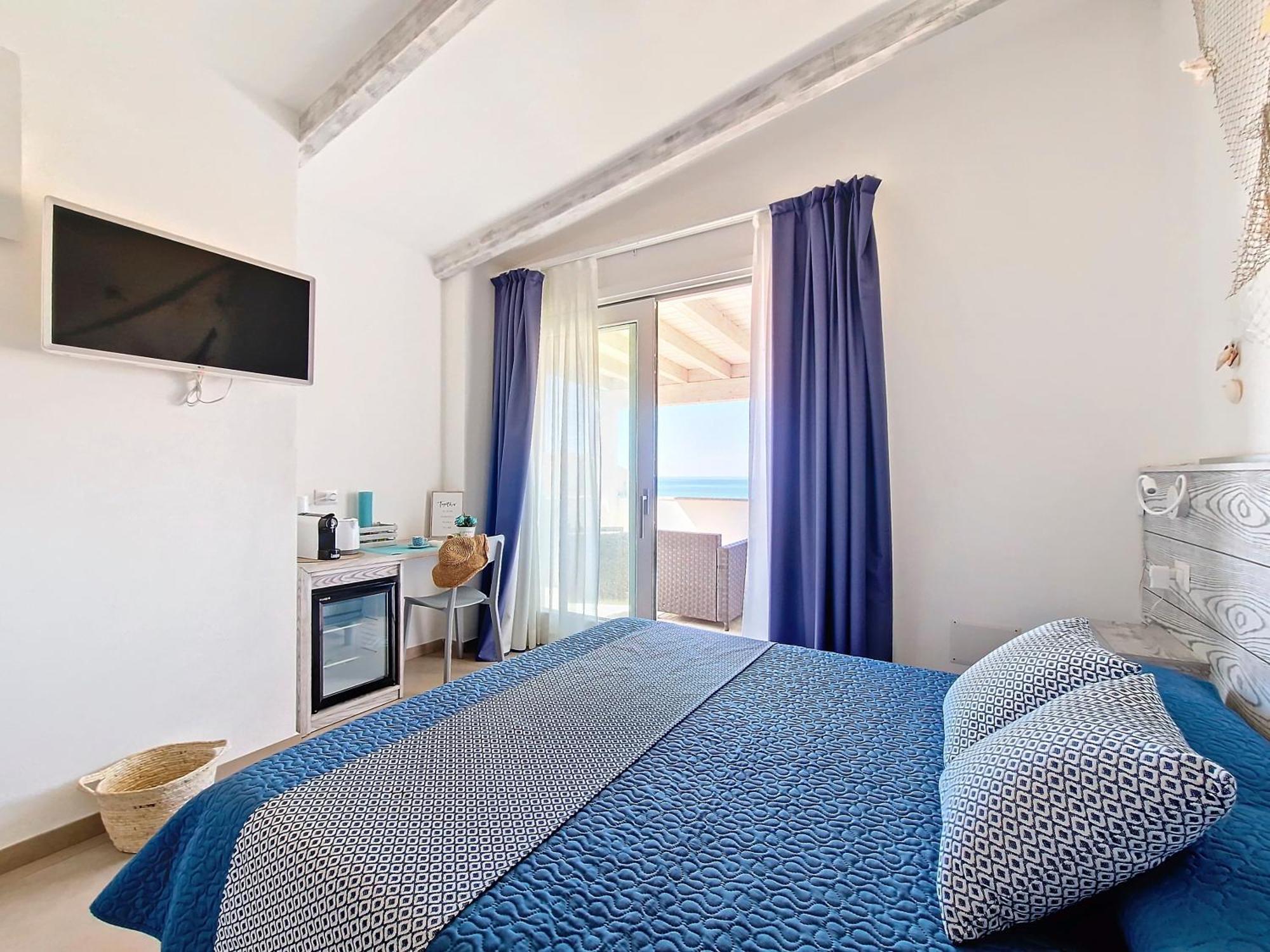 Hotel L'Onda Marina Castelsardo Esterno foto